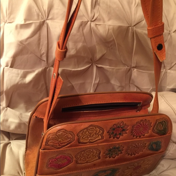 Beautiful handbag leather!! - Picture 8 of 8